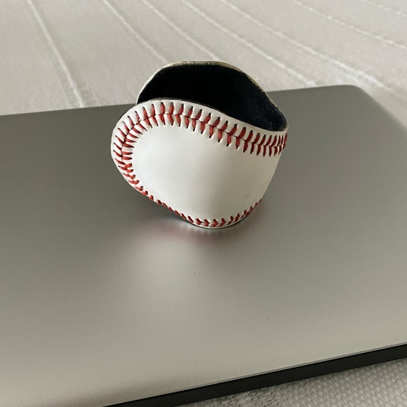 Baseball cuff bracelet - Picture 3 of 4